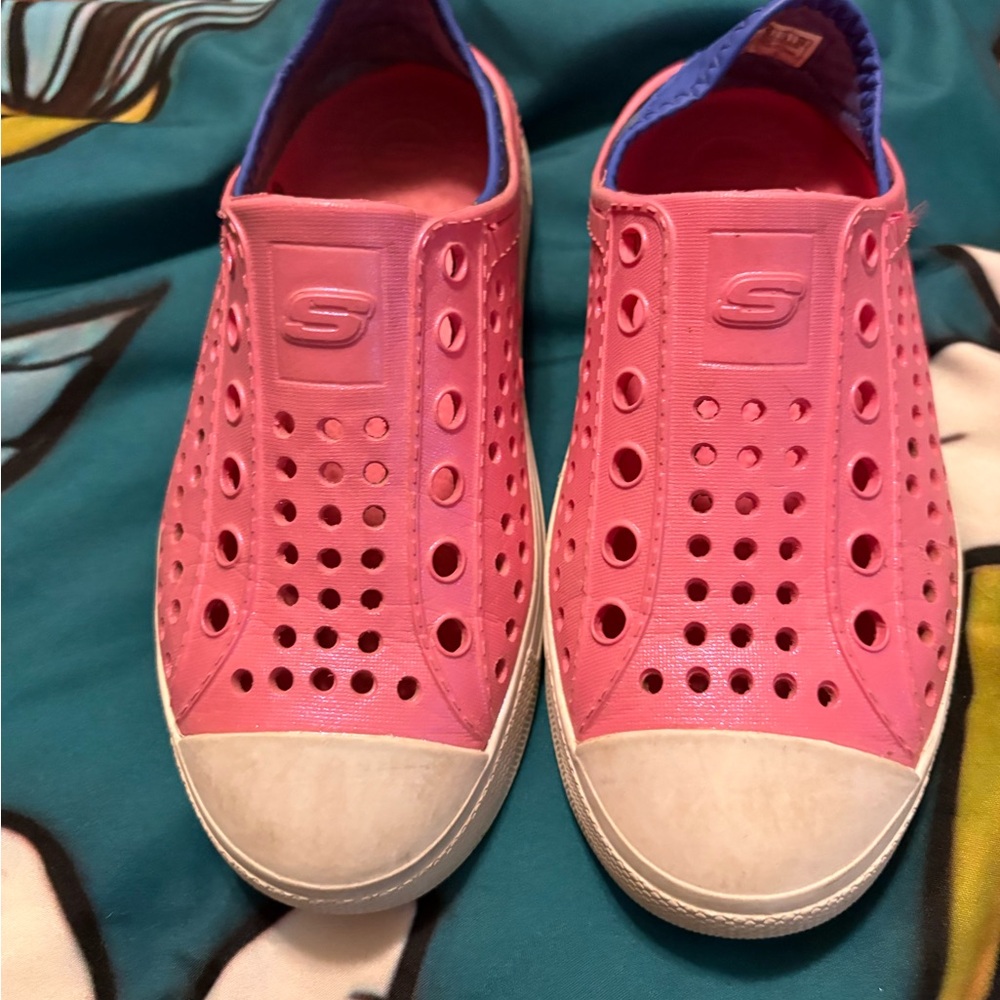 Skechers Pink Slip-On Perforated Girls' Sneakers with White Toe